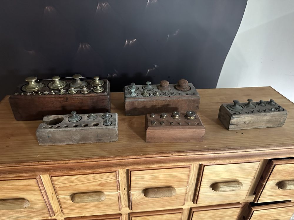 Conjunto de 5 Cepos de balancas antigos!