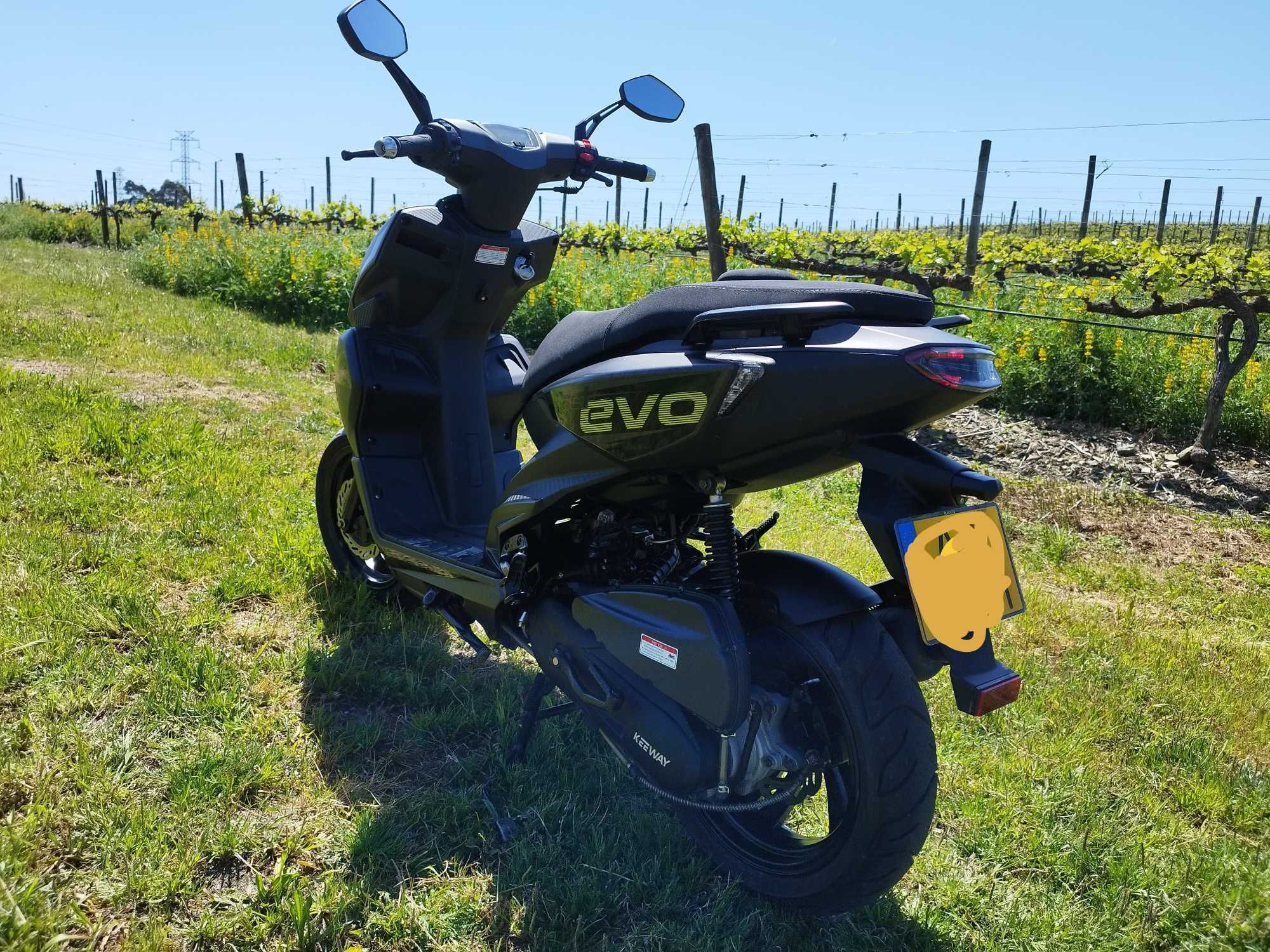 Fact Evo 50, só 3171 km