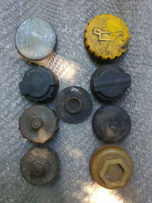 Кришка тормозной масляная радиатора охлаждающей бачка бака омывателя