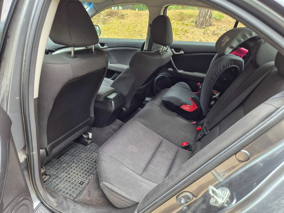 Honda Accord 2009 2.0 benzyna V-tec VIII 8 manual 156KM