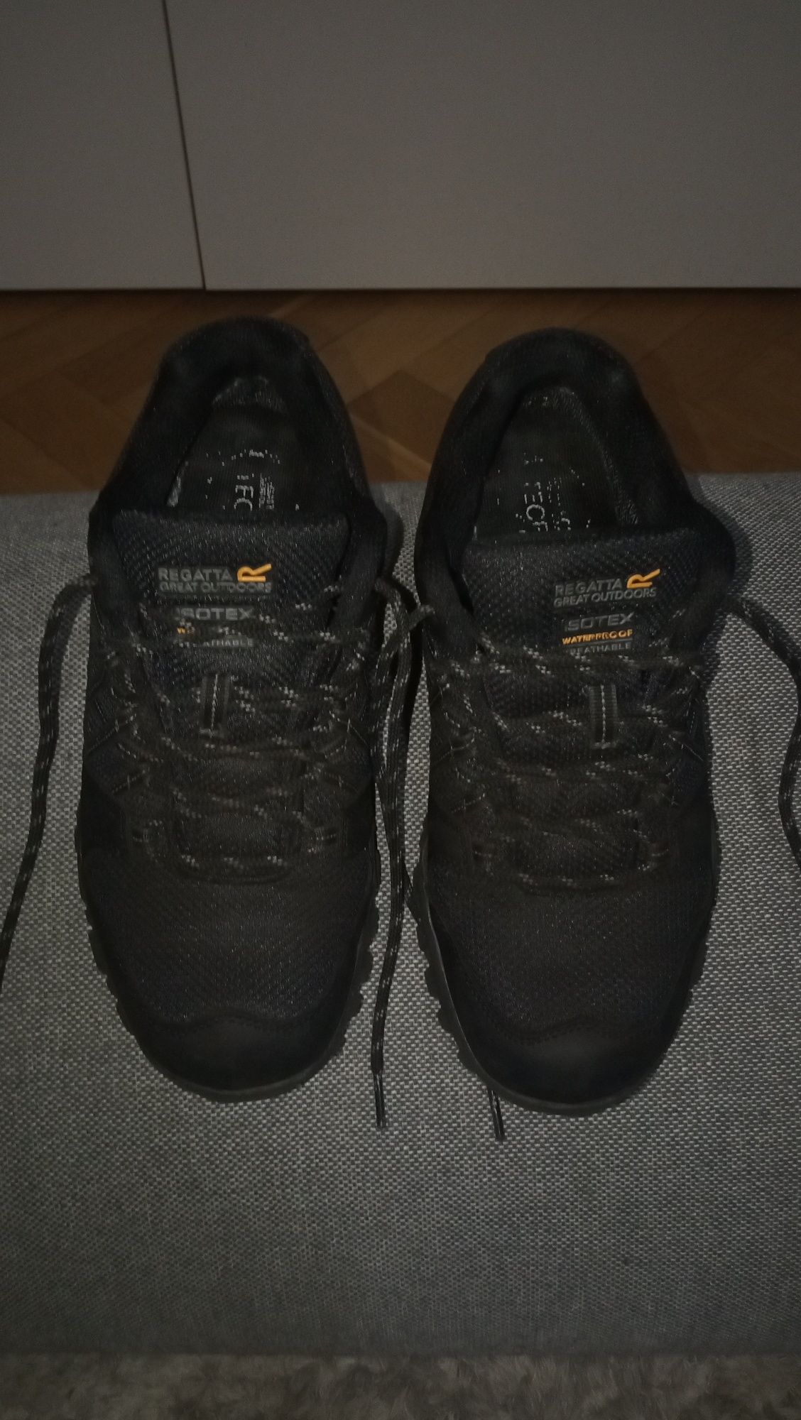 Męskie buty trekkingowe Czarne rozmiar 41 wkładka 25,5 cm