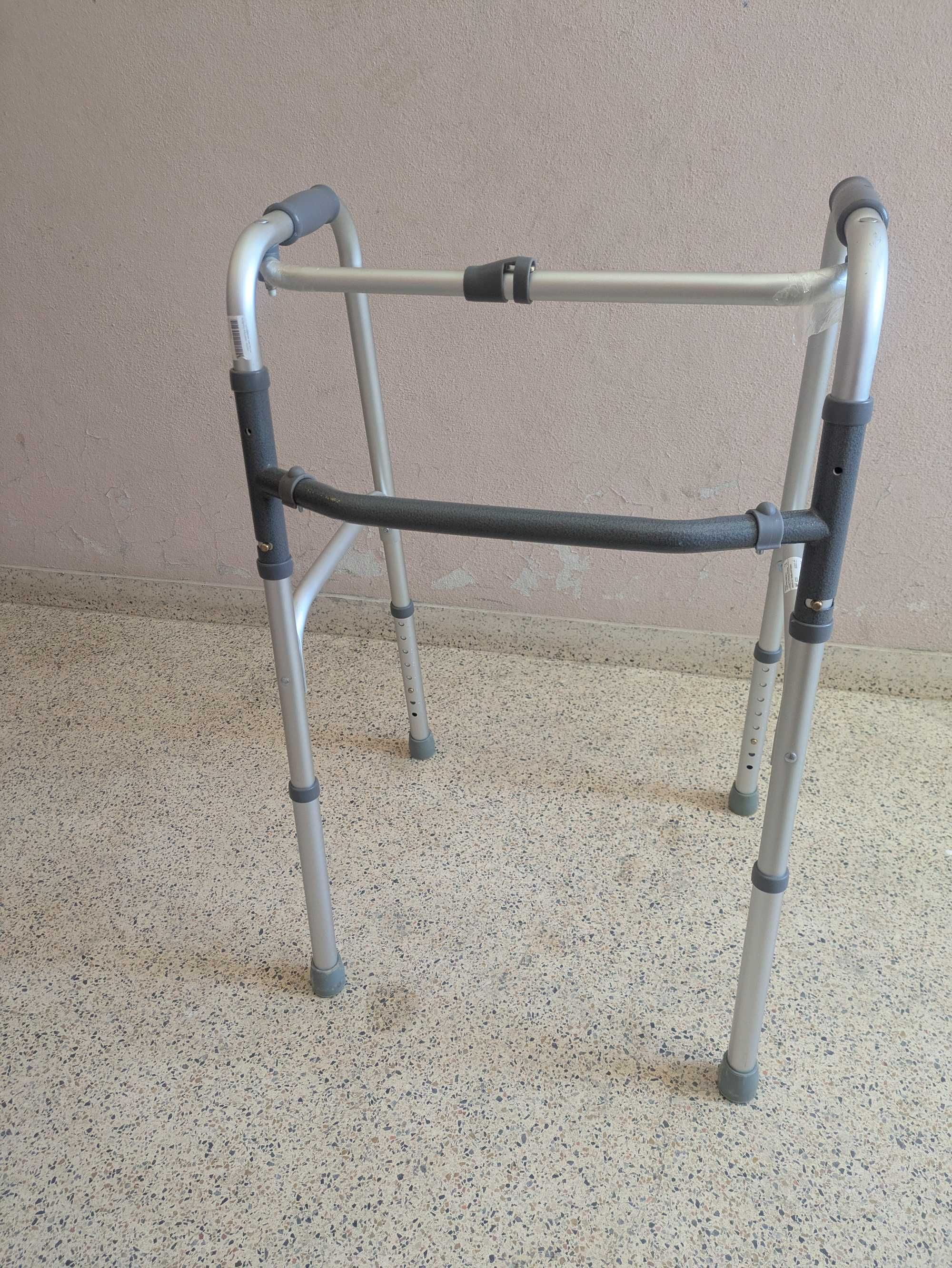 Andarilho Articulado AD233 – Apoio Seguro ao Caminhar