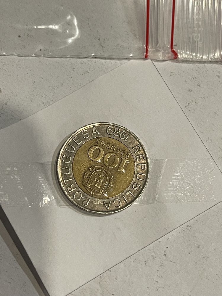 12 moedas de 100 escudos de varias datas