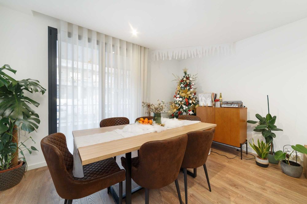 Apartamento T1 - Urbanização de Santa Clara, Parceiros, Leiria