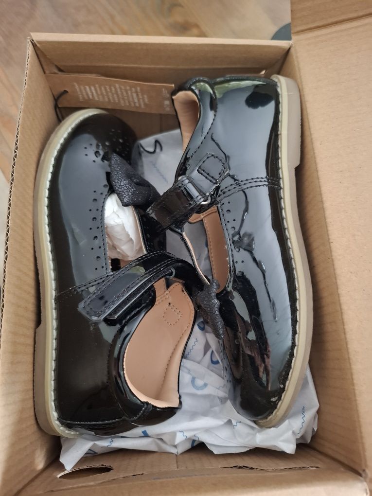 Baleriny z zapięciem Friboo rozm. 30