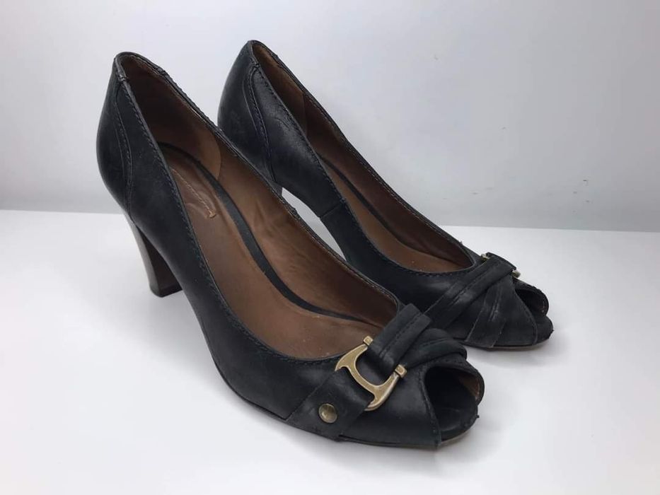 Czółenka skórzane Massimo Dutti Rozmiar 38