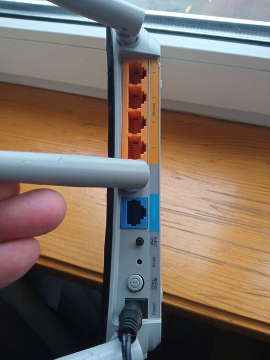 Продам  Wi - Fi роутер Archer C 20 AC750 двухдиапазонный .Рабочий