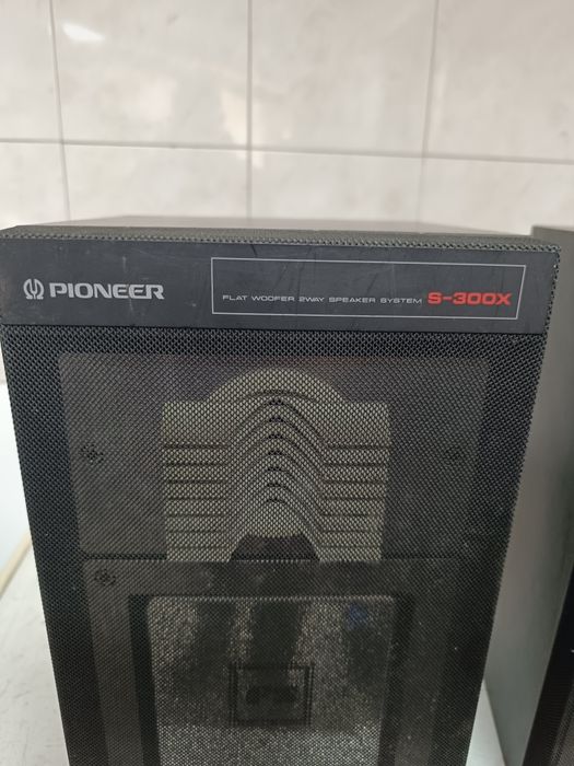 Colunas Pioneer S-300X