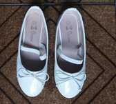 Sapatos de menina tam 30