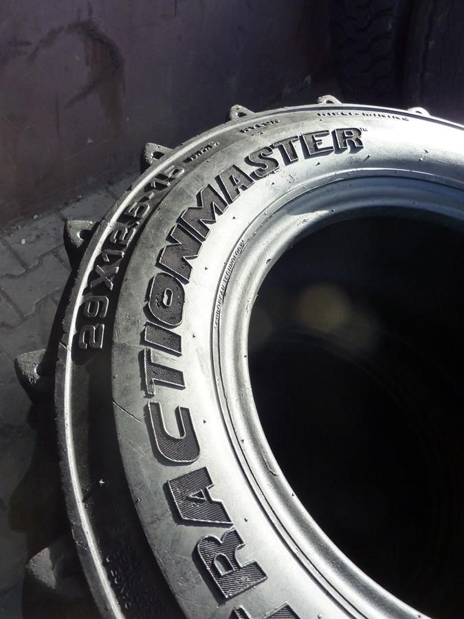 Opona używana przemysłowa 29x12.50-15 29x12.50R15 CAMSO 250zł W2983