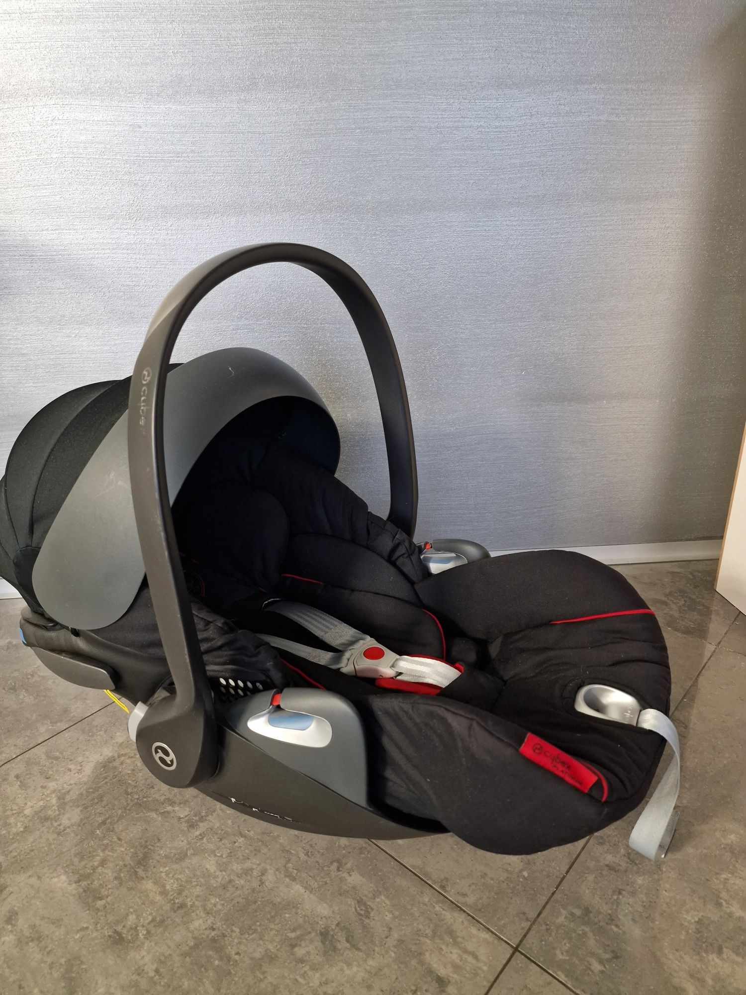 Fotelik  samochodowy CYBEX COLUD Z i size z bazą