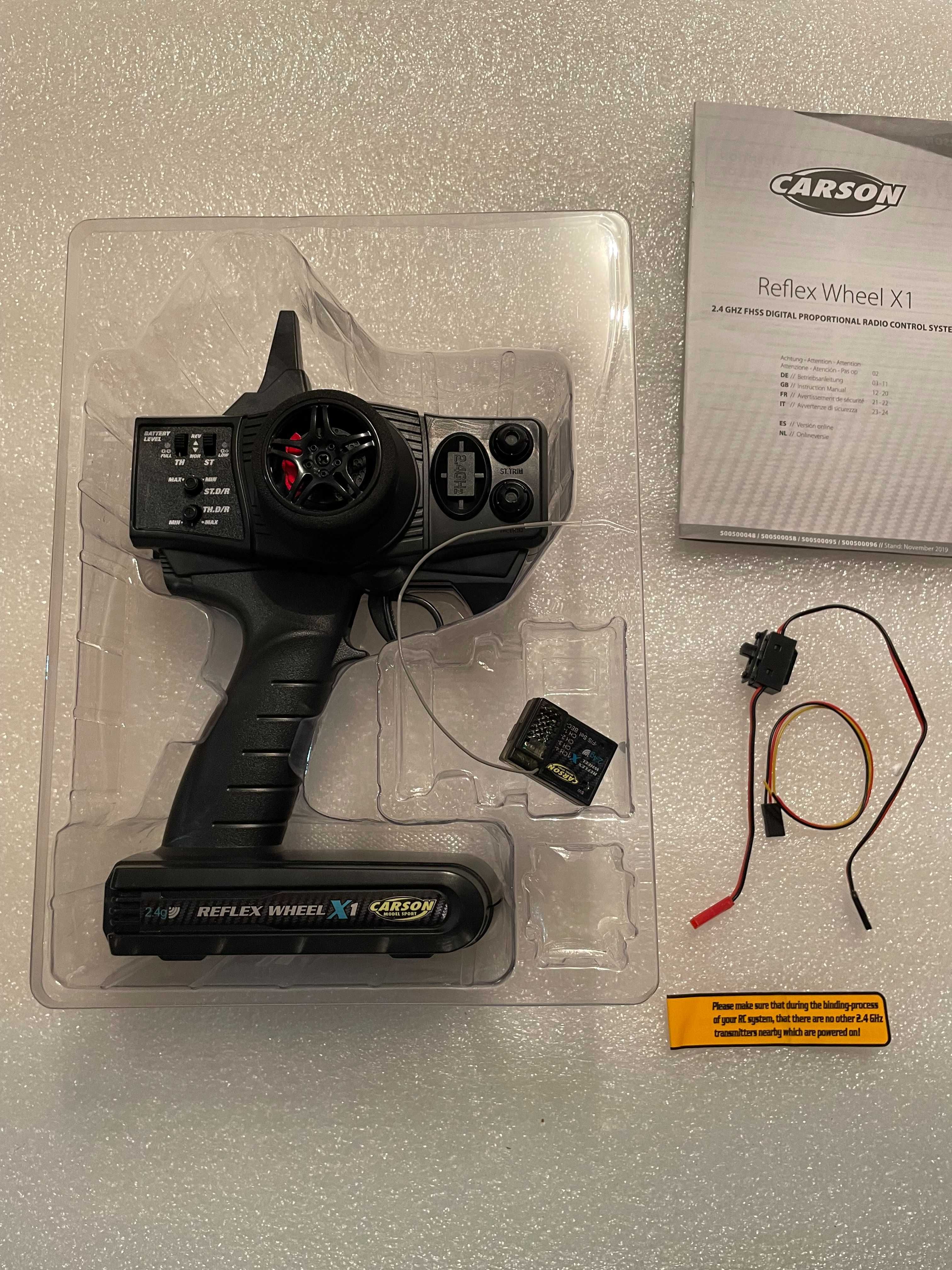 Carson Pilot z odbiornikiem FS Reflex X1 2-kanałowy + przełącznik
