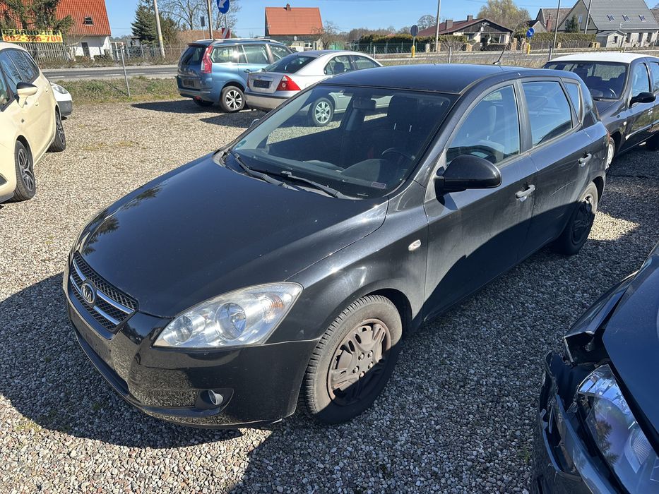 Kia ceed uszkodzona