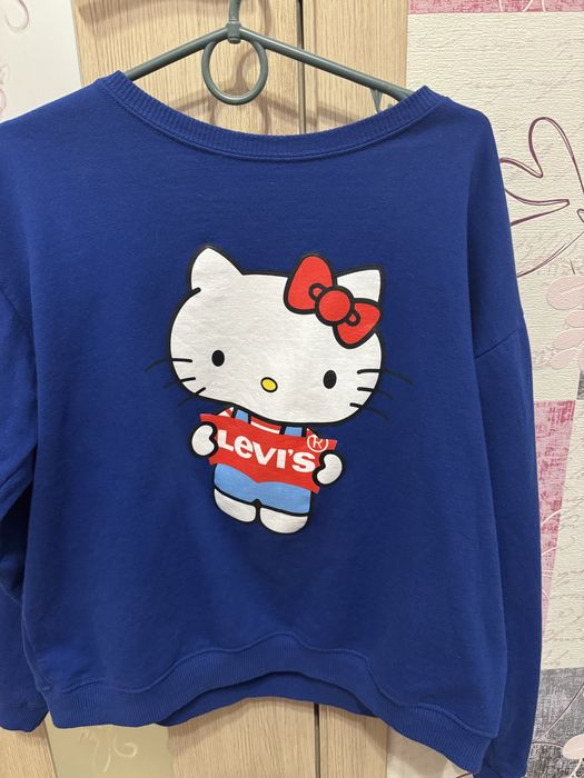 Кофта Levis x Hello Kitty