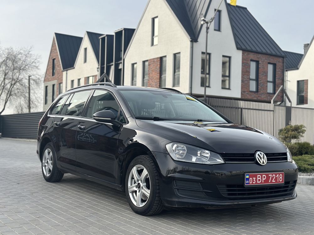 Продам Volkswagen Golf 7!!