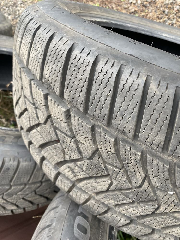 Зимова гума Dunlop Winter Sport 5 SUV 235/55 R17 103V X