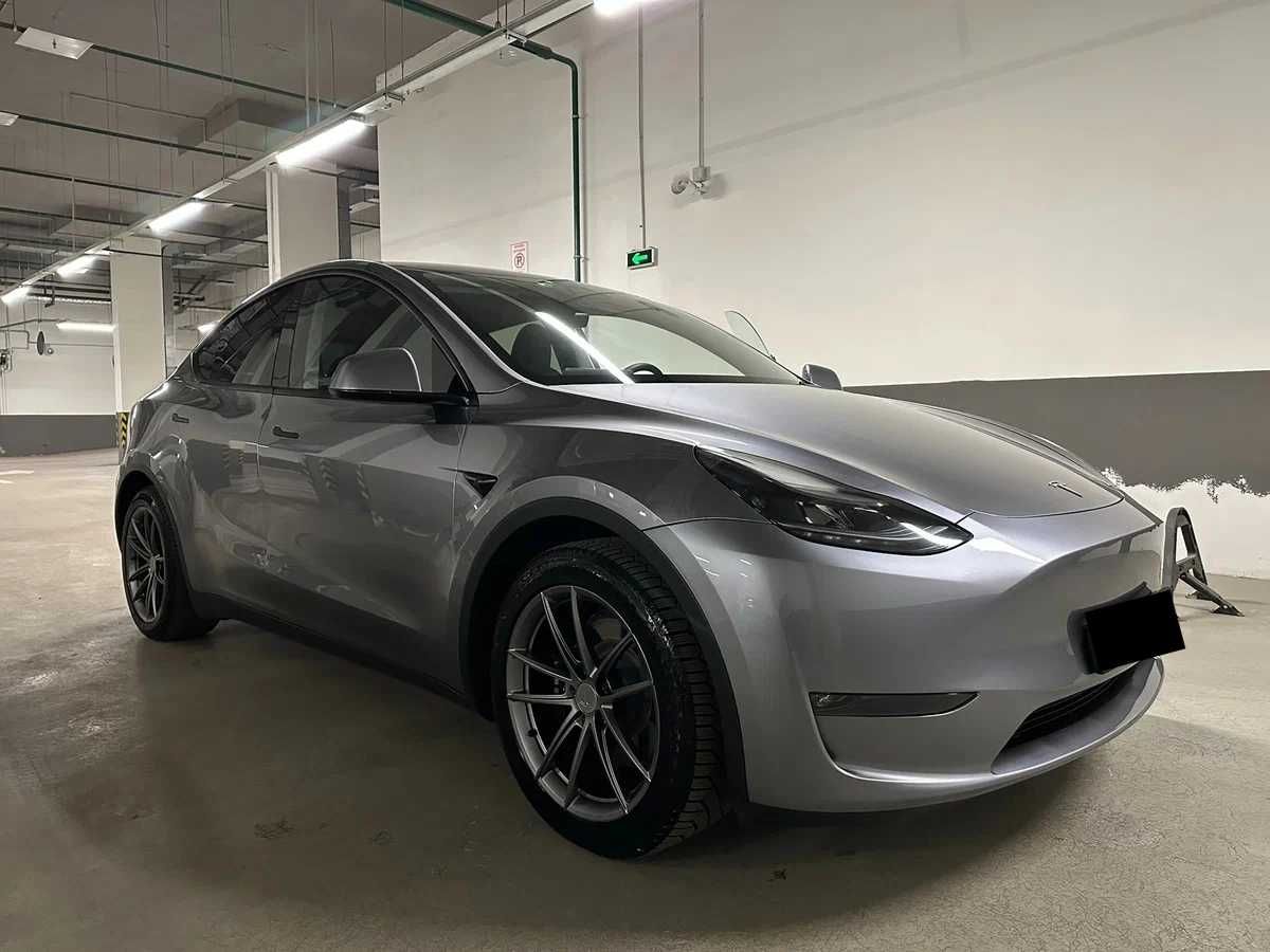 Tesla Model Y Long Range, 2023