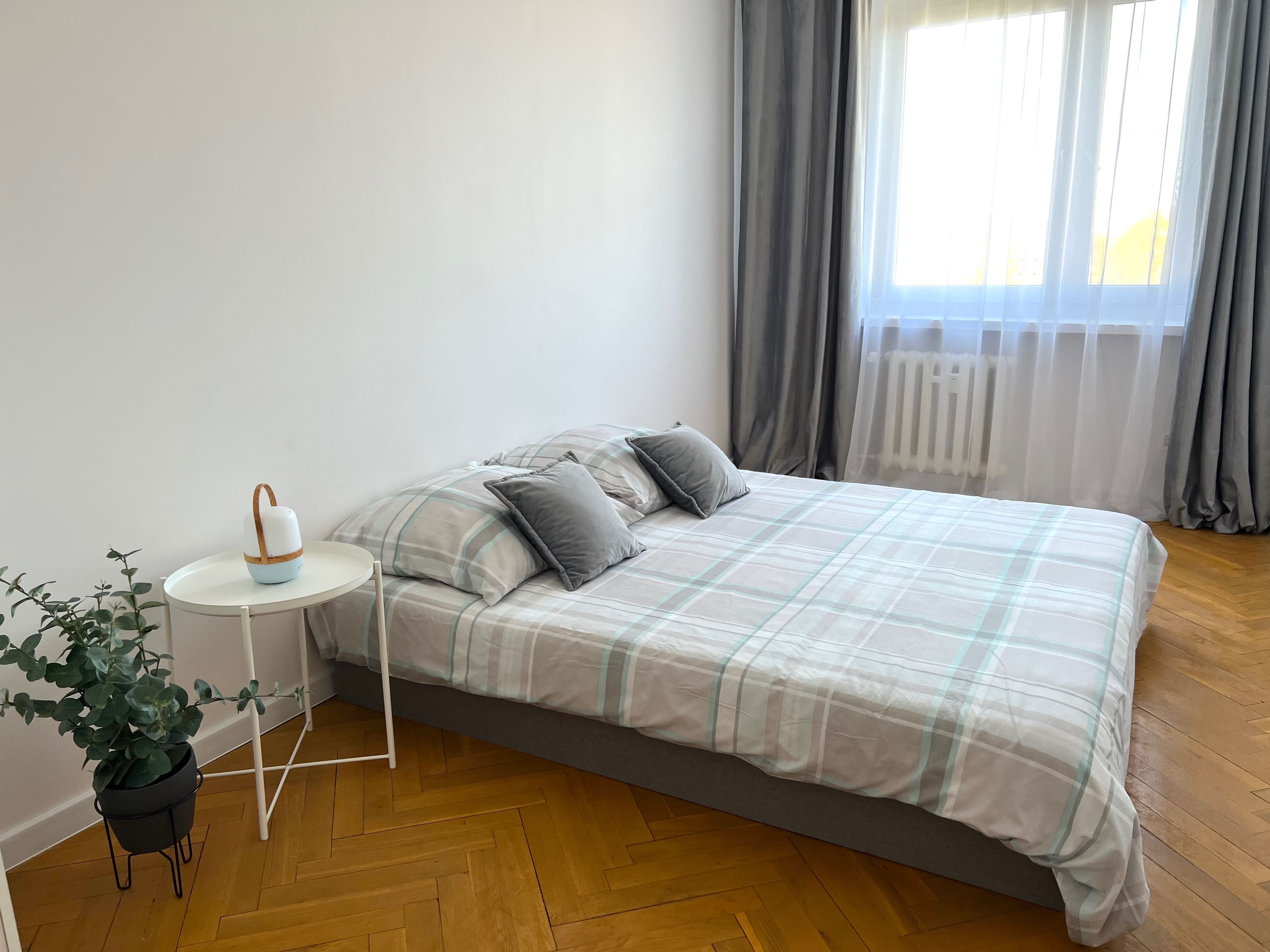 Mieszkanie w Sopocie/3-pokoje/6 osób/balkon/widok na morze/parking