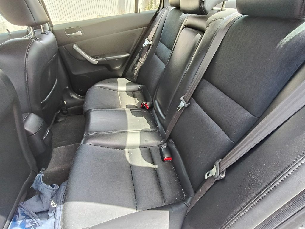 Honda Accord 2.2 ctdi 12/2003