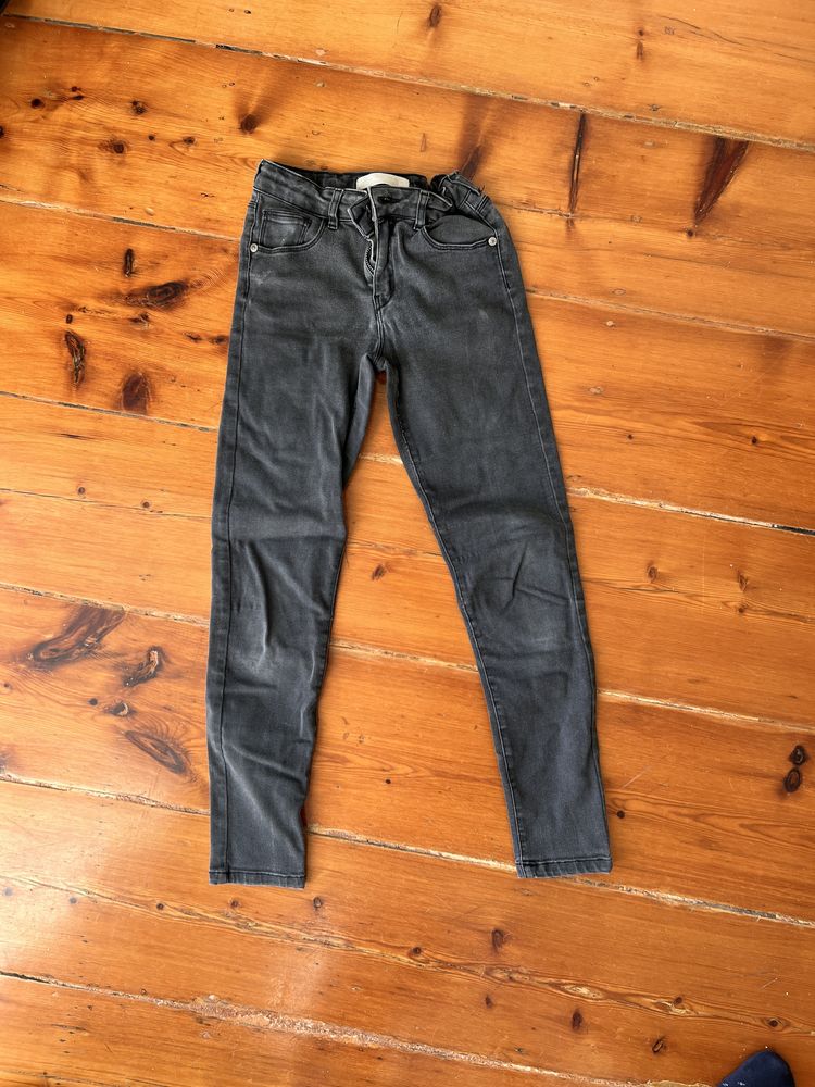 Jeans preto Zara tamanho 8-10