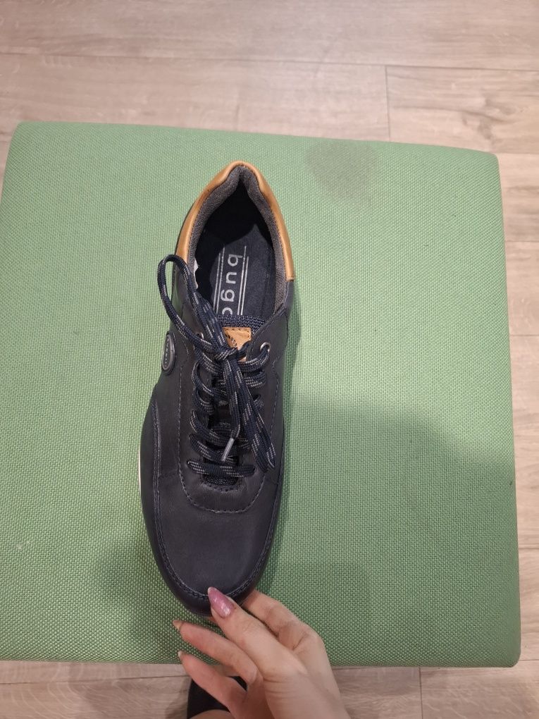 Nowe buty bugatti 45