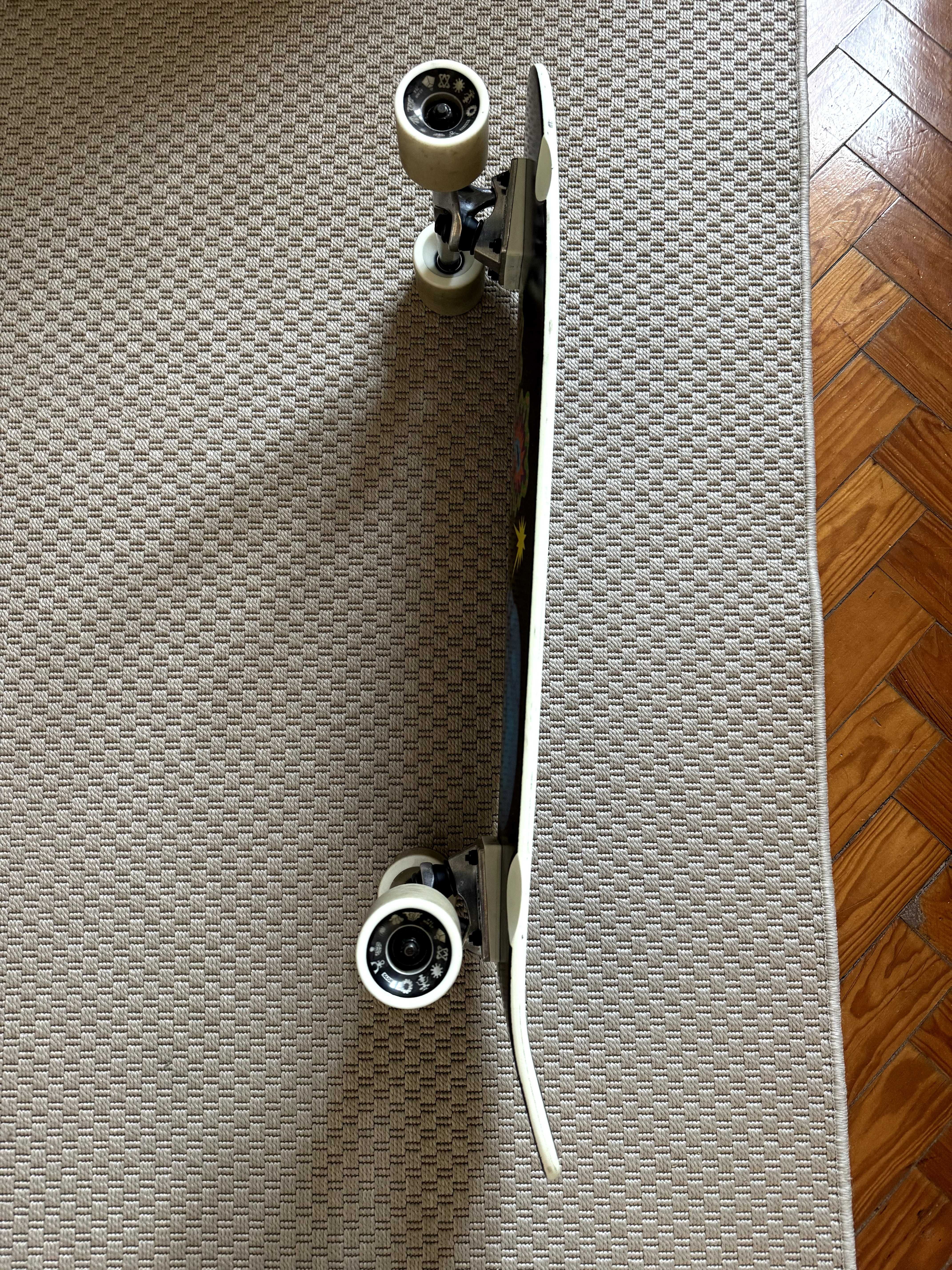Globe surfskate skateboard - Karl Grandin