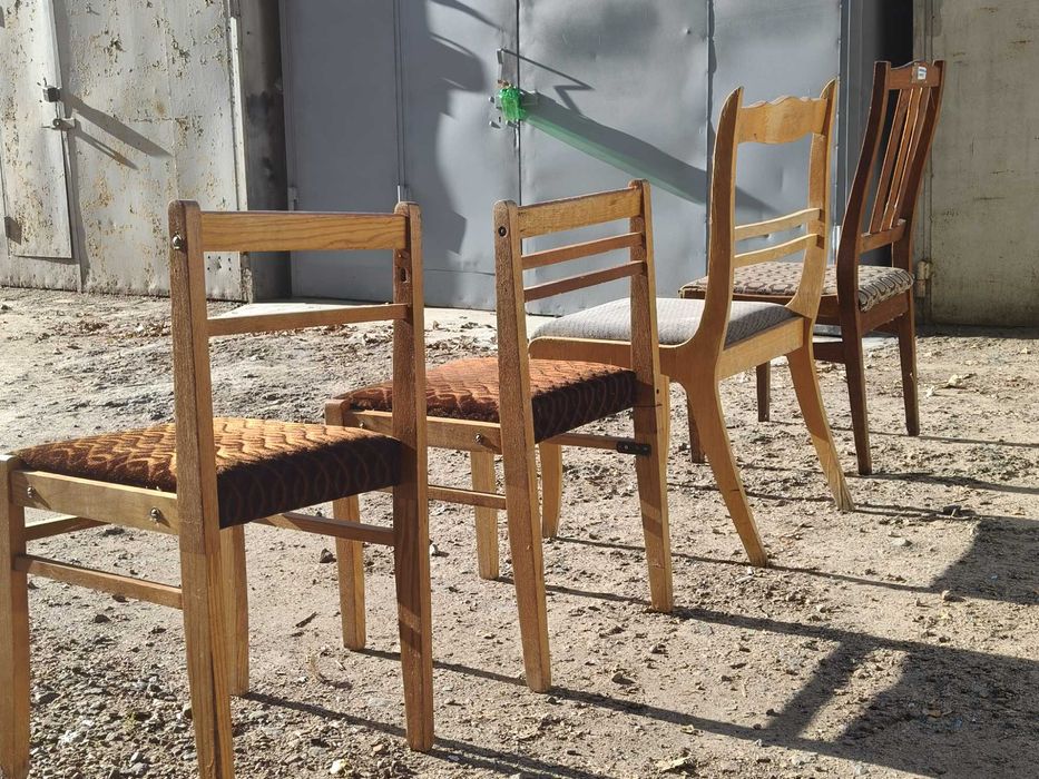 Старые стулья для дачи, дома, сада, гаража, подсобки