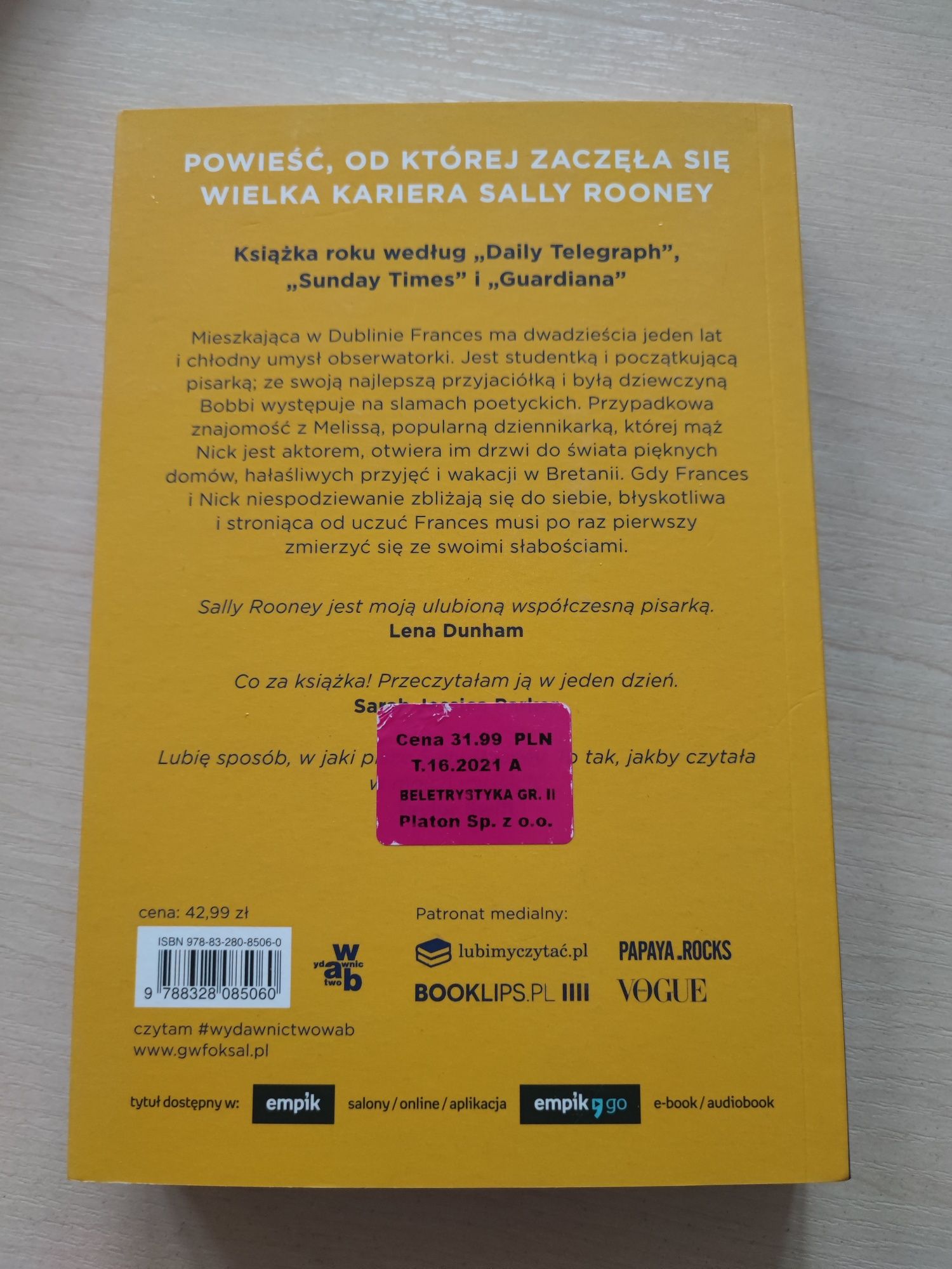 103 Rozmowy z przyjaciółmi
103Autor: Sally Rooney