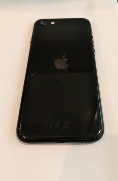 iPhone SE  10 - używany w dobrym stanie