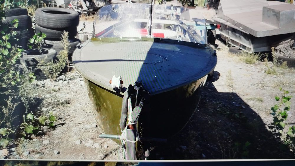 Продам лодку Южанка