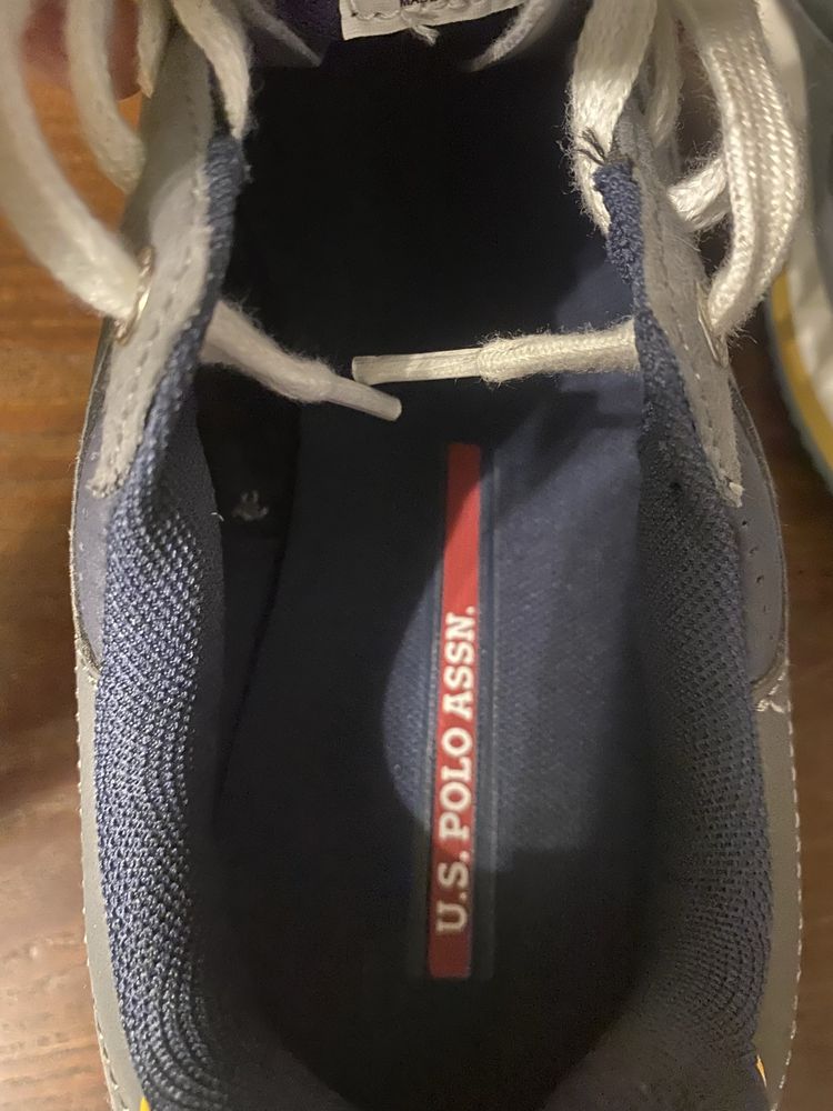 Чоловічі кросівки   U.S. Polo Assn 41р