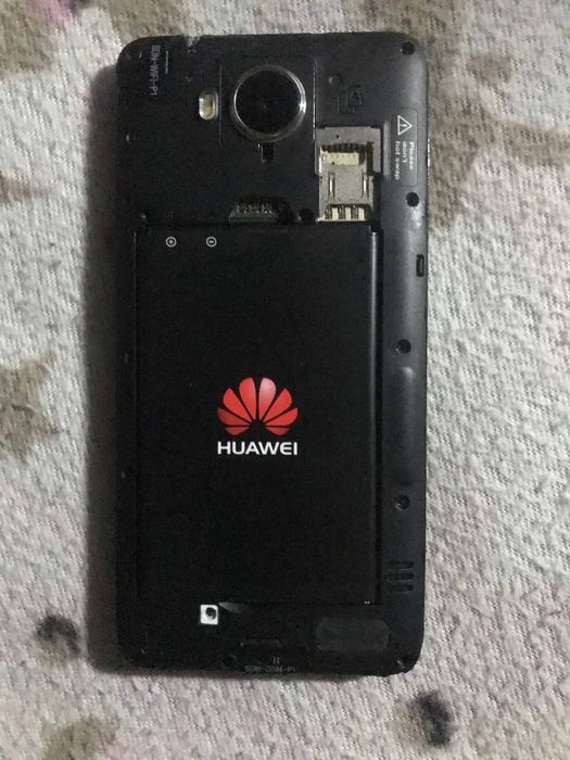 Huawei Y3 II  (LUA-U22) 8 GB на запчастини