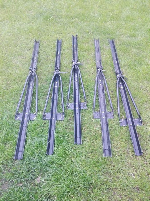 Bagażnik dachowy + uchwyty rowerowe 5 szt.