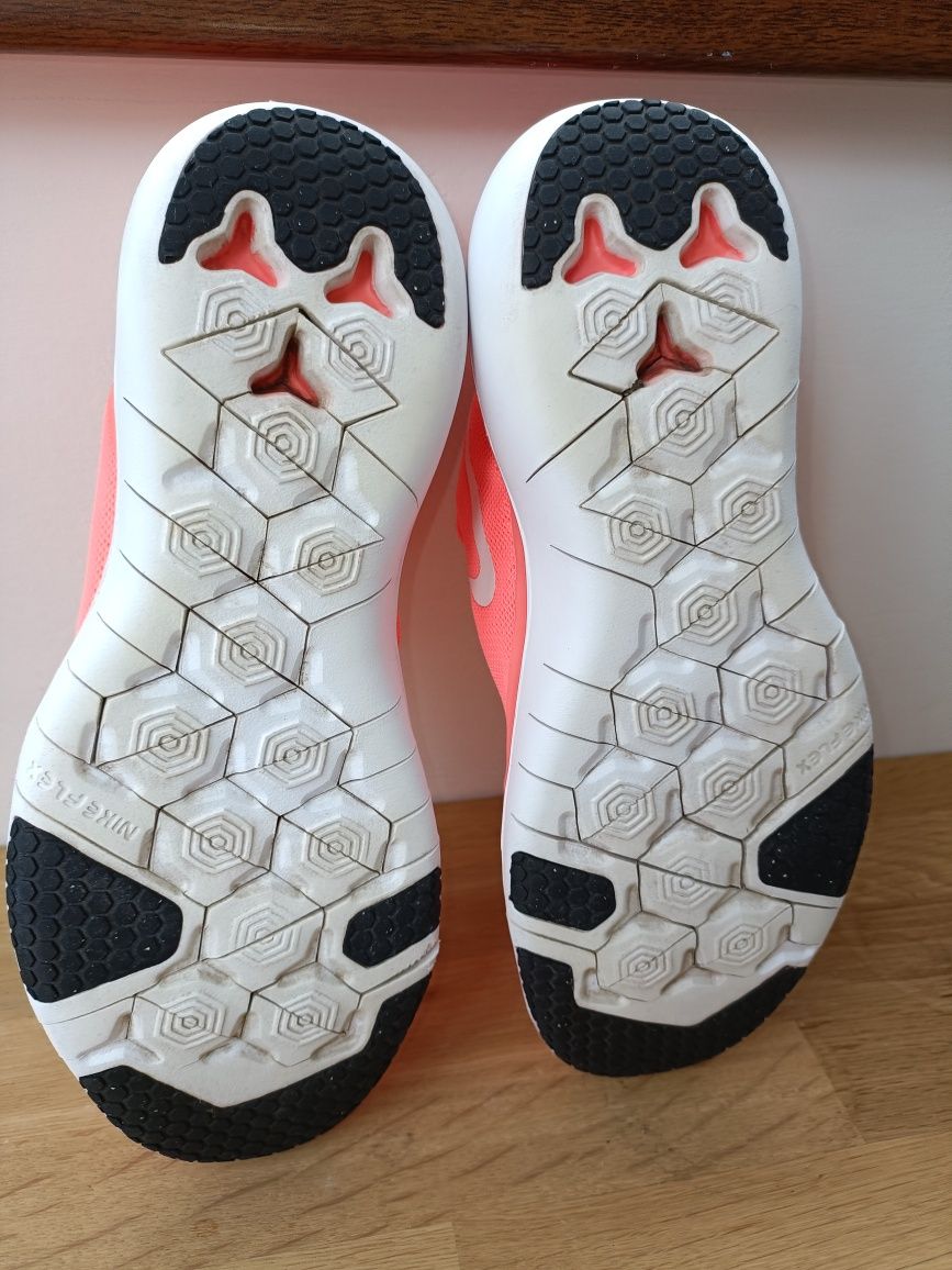 Damskie śliczne buty do biegania Nike Flex Supreme Tr 5 róż.38.5 BDB+