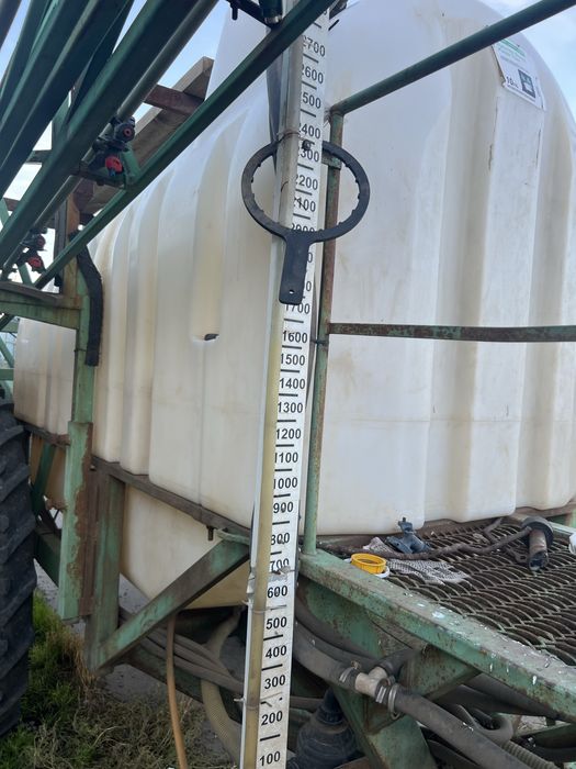 Оприскувач прицепний 21м