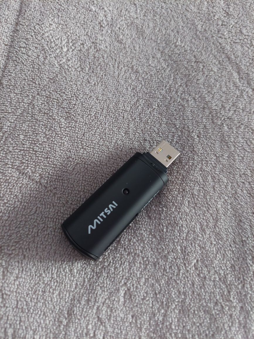 Pen com entrada usb card reader