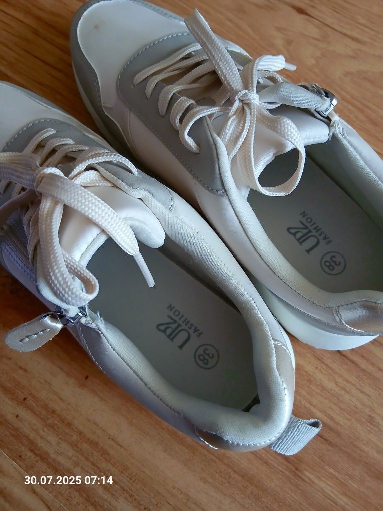 Damskie sneakersy rozmiar 38 nowe