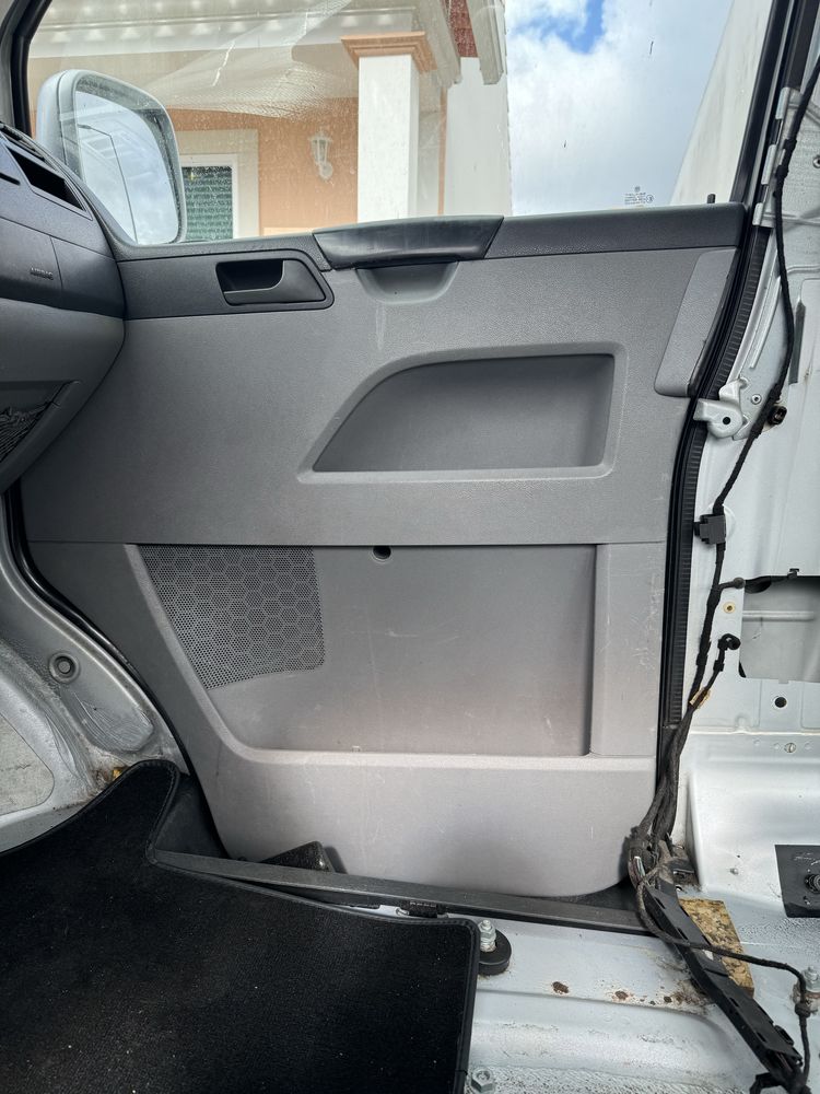VW Transporter T5 - forras interiores das portas