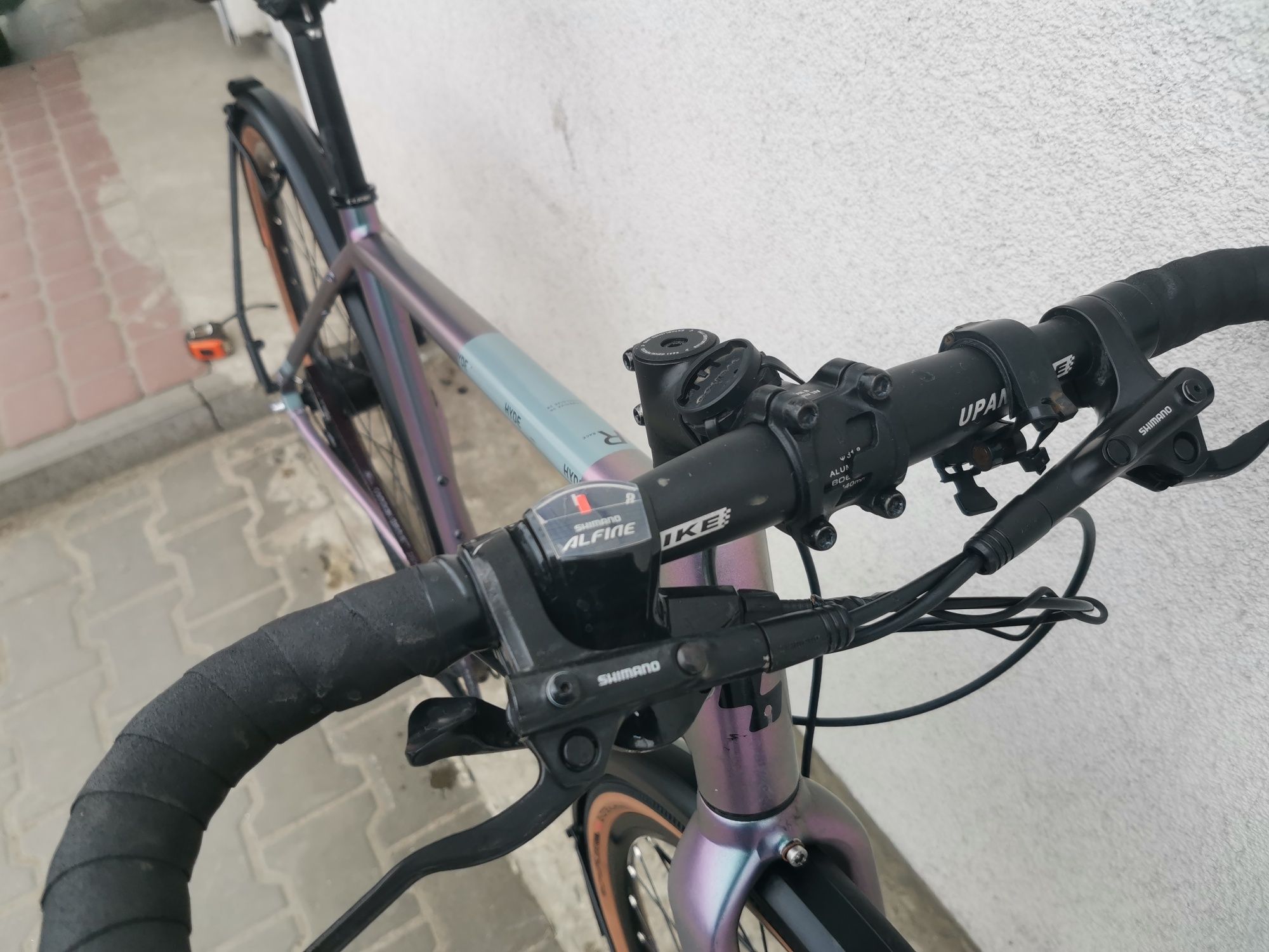 Велосипед Cube Hyde 23 рік на Ремні Alfine 8 Shimano Deore