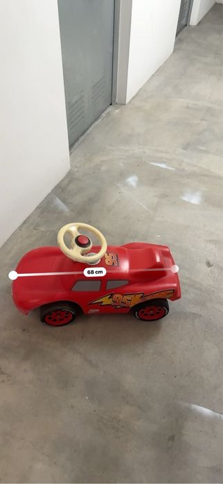 Carro para criança brincar do McQueen