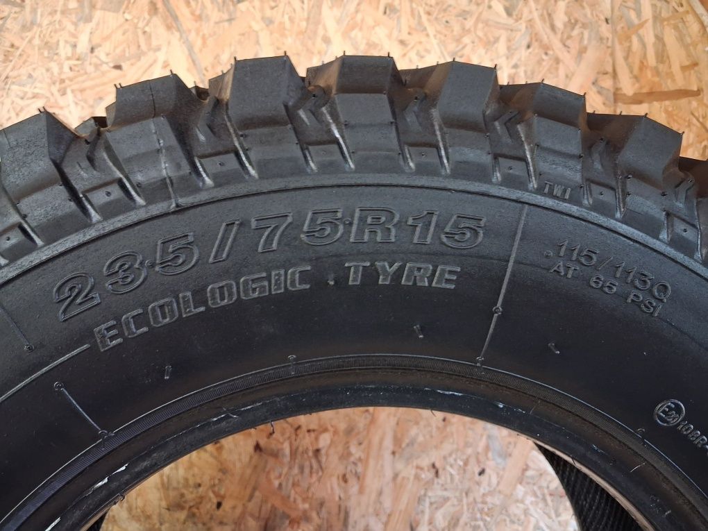 Opony terenowe 235 75 R15 Dakar
