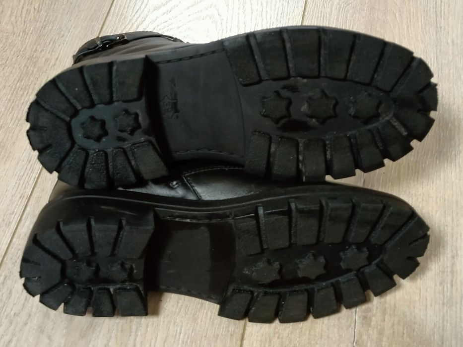 Жіночі черевики, зимові.р.39