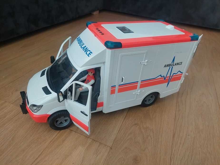 Bruder Karetka ambulans