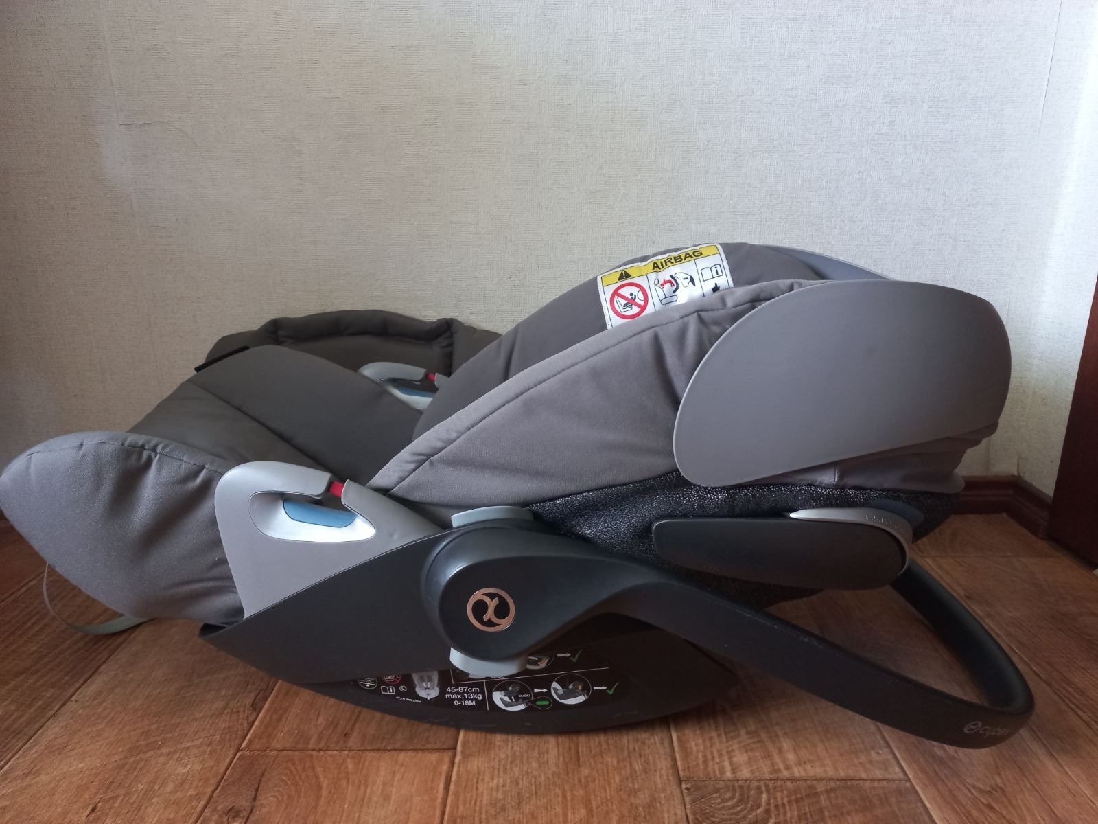 Автокрісло Cybex