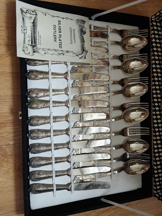 Piękne sztućce retro posrebrzane włoski komplet w walizce srebro antyk