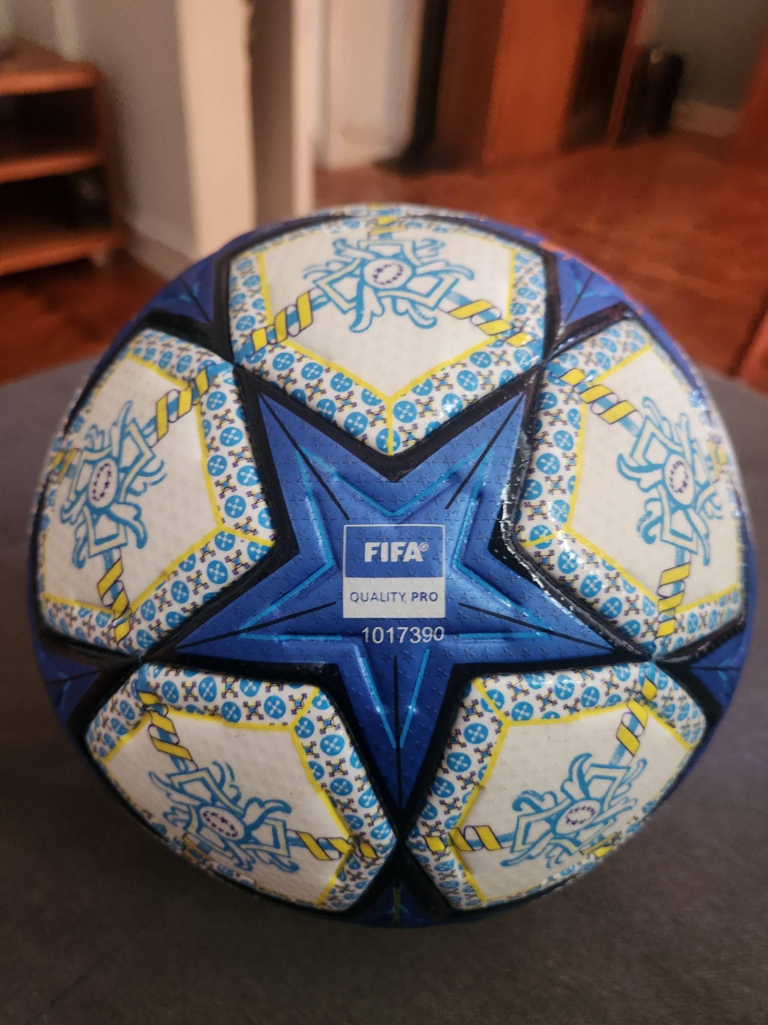 Bola Pro da Fase a Eliminar da UWCL 24/25