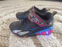 Buty SKECHERS świecące  dla chłopca