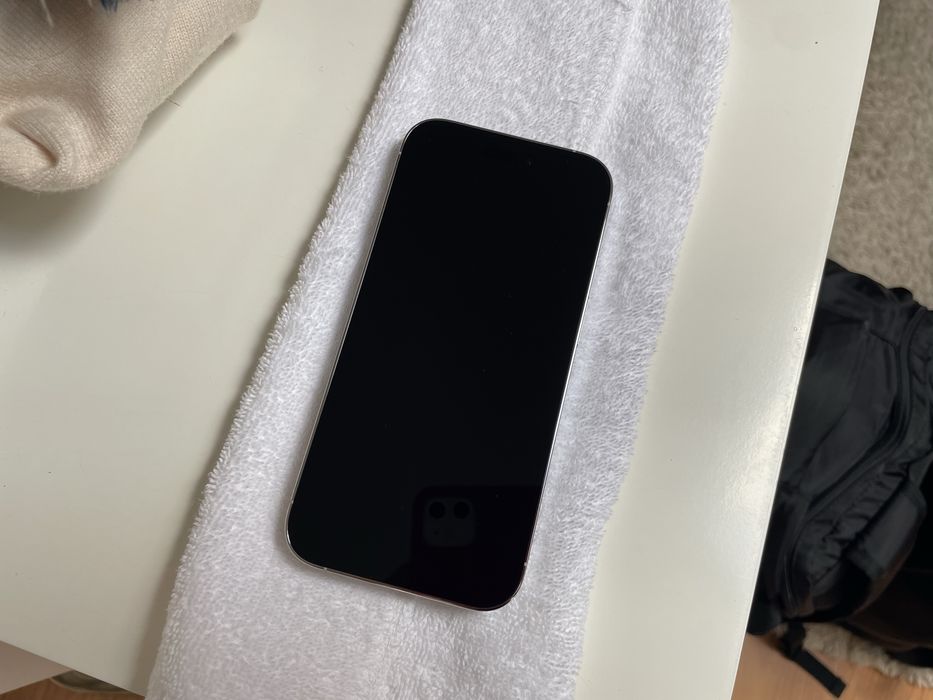 Iphone 14 pro Silver