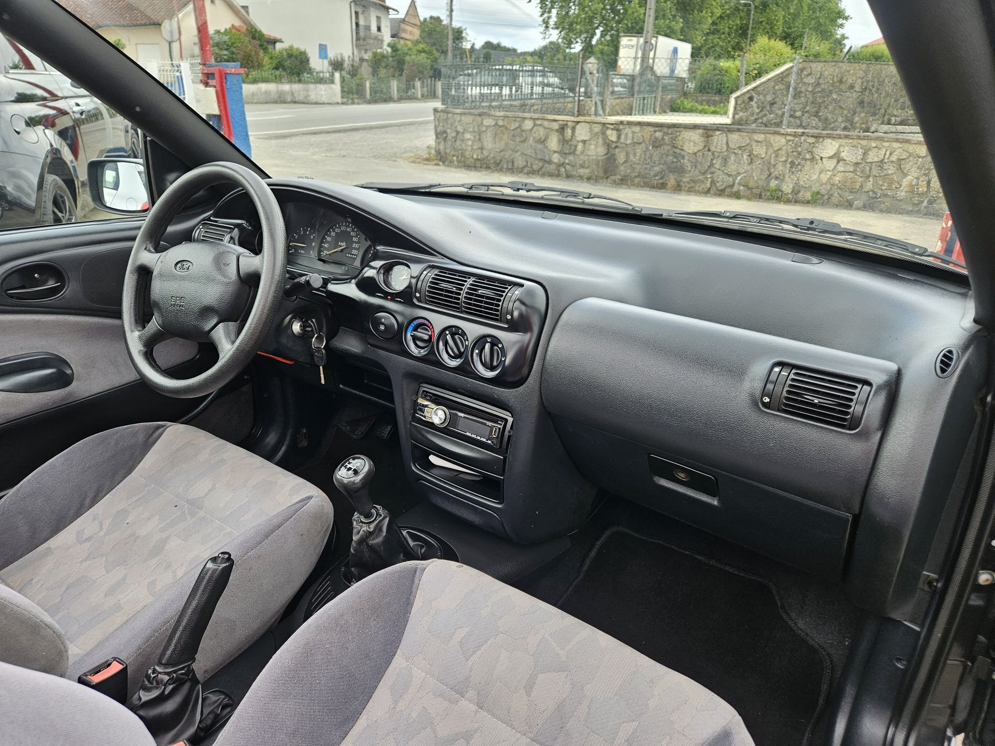 Ford escort 1.6 cabrio