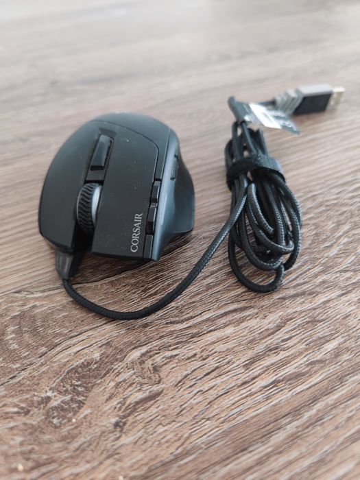 Rato Corsair Gaming Sabre RGB